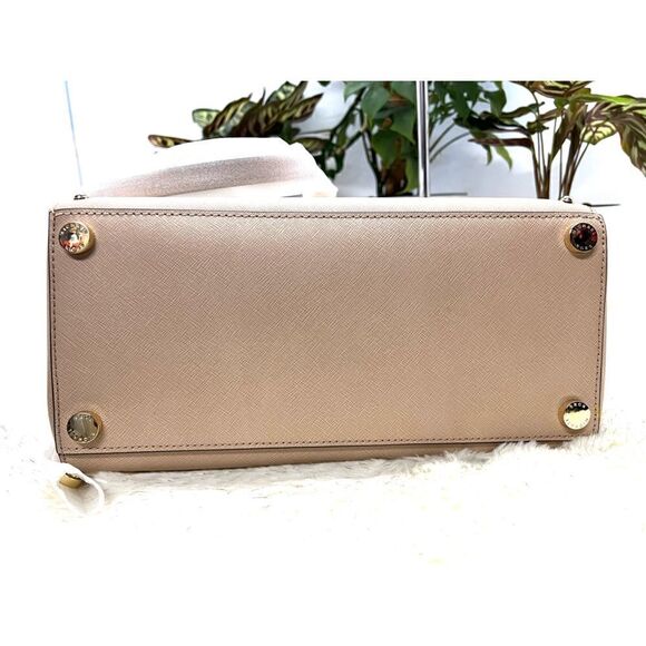 🔥🍀NWT! Michael Kors Sandrine Stud Satchel Handbag Msrp:$468.00 - Picture 4 of 6